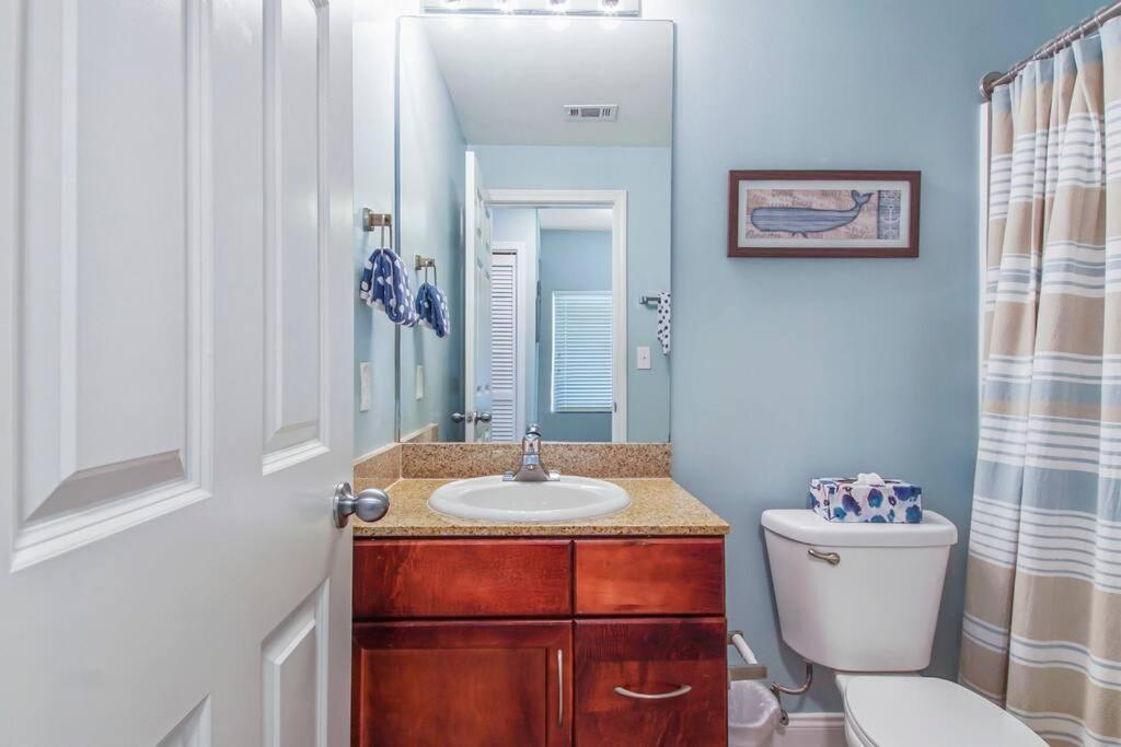 Laketown Wharf 1226 -2bd+bunks, Amazing Gulf Views Apartment *